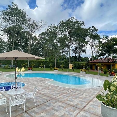 Praga Hotel Campestre Армения Экстерьер фото